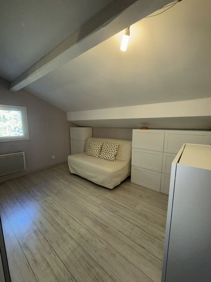 Dressing et chambre après une réalisation de home organising