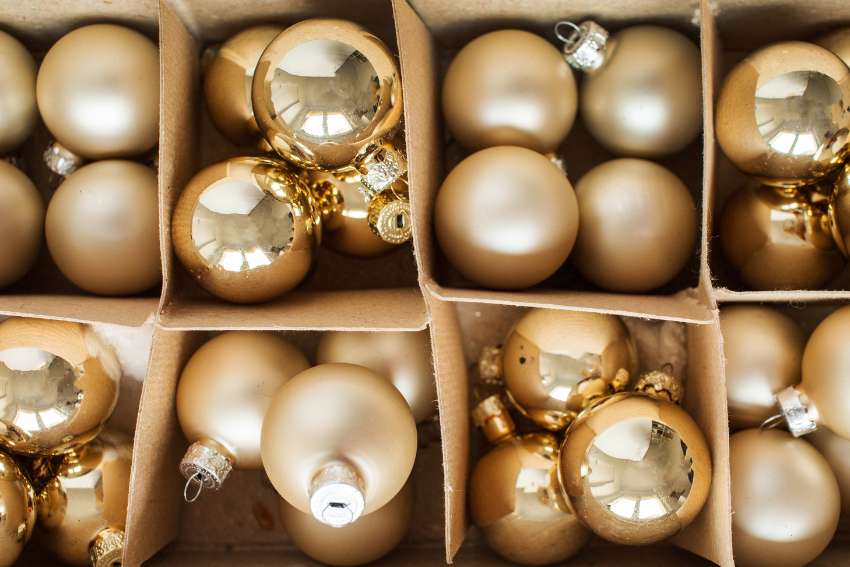 boules de noel rangé