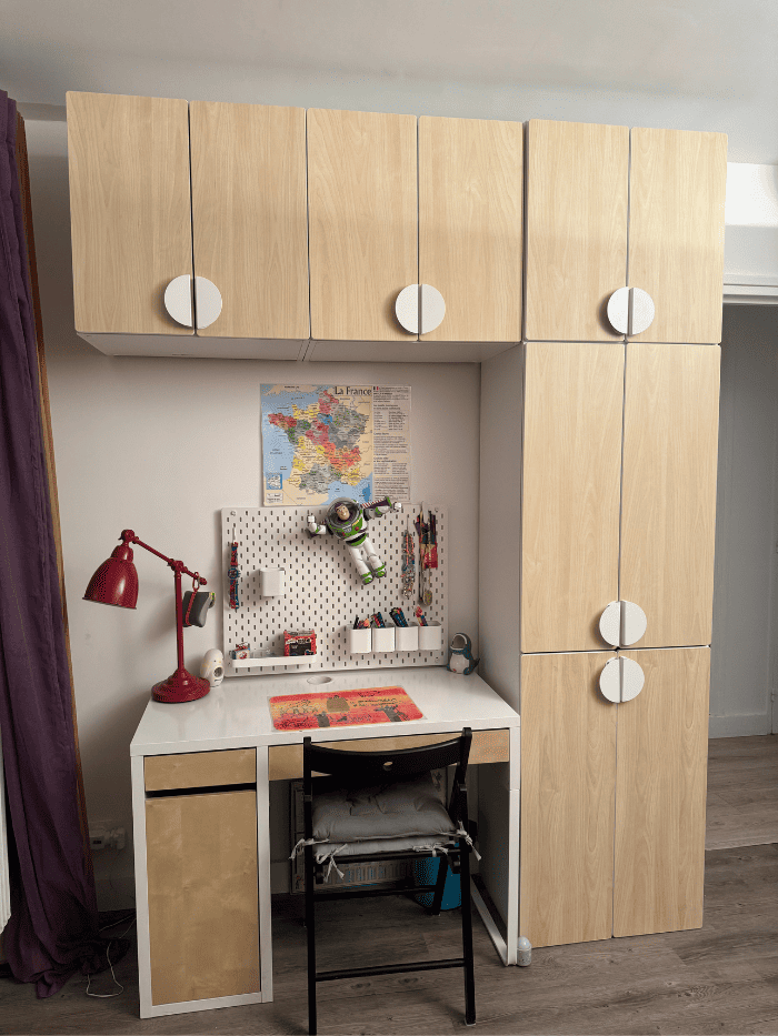 Chambre enfants optimisée après une réalisation de home organising